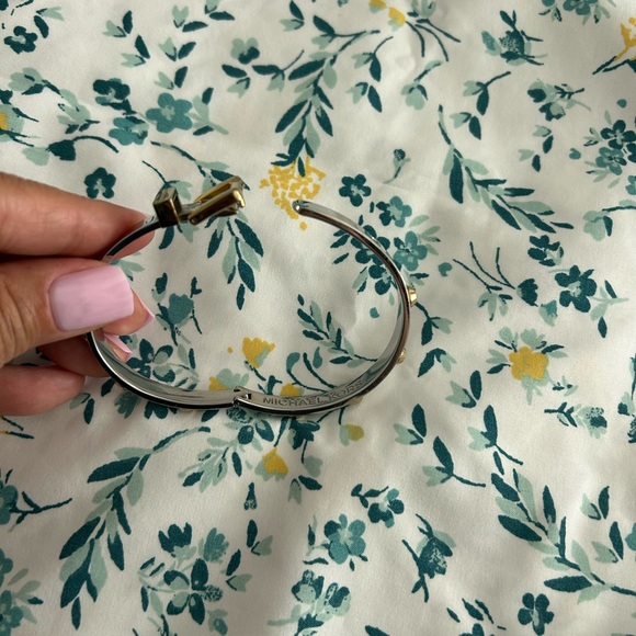MICHAEL KORS • Gold/Silver Belt Bangle Bracelet • - Picture 7 of 9